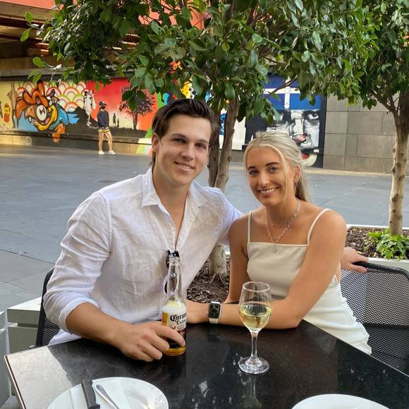 Meet your Posher, Kristen - Picture 1 of 1